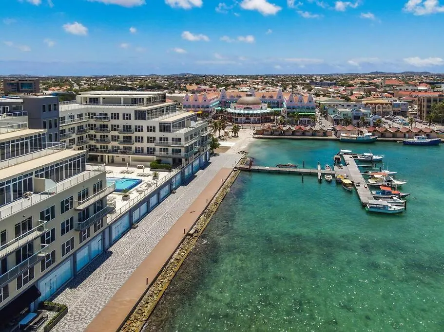 Luxurious Ocean Front Condo With Sunset Views 2 Bed-2 Bath Oranjestad Apartment